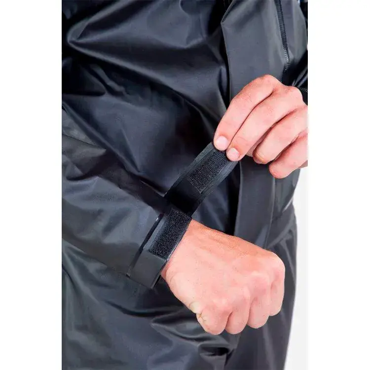 Conjunto BlackStar de PVC forrado